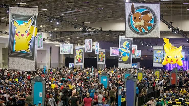 Pokémon TCG players competing at a tournament